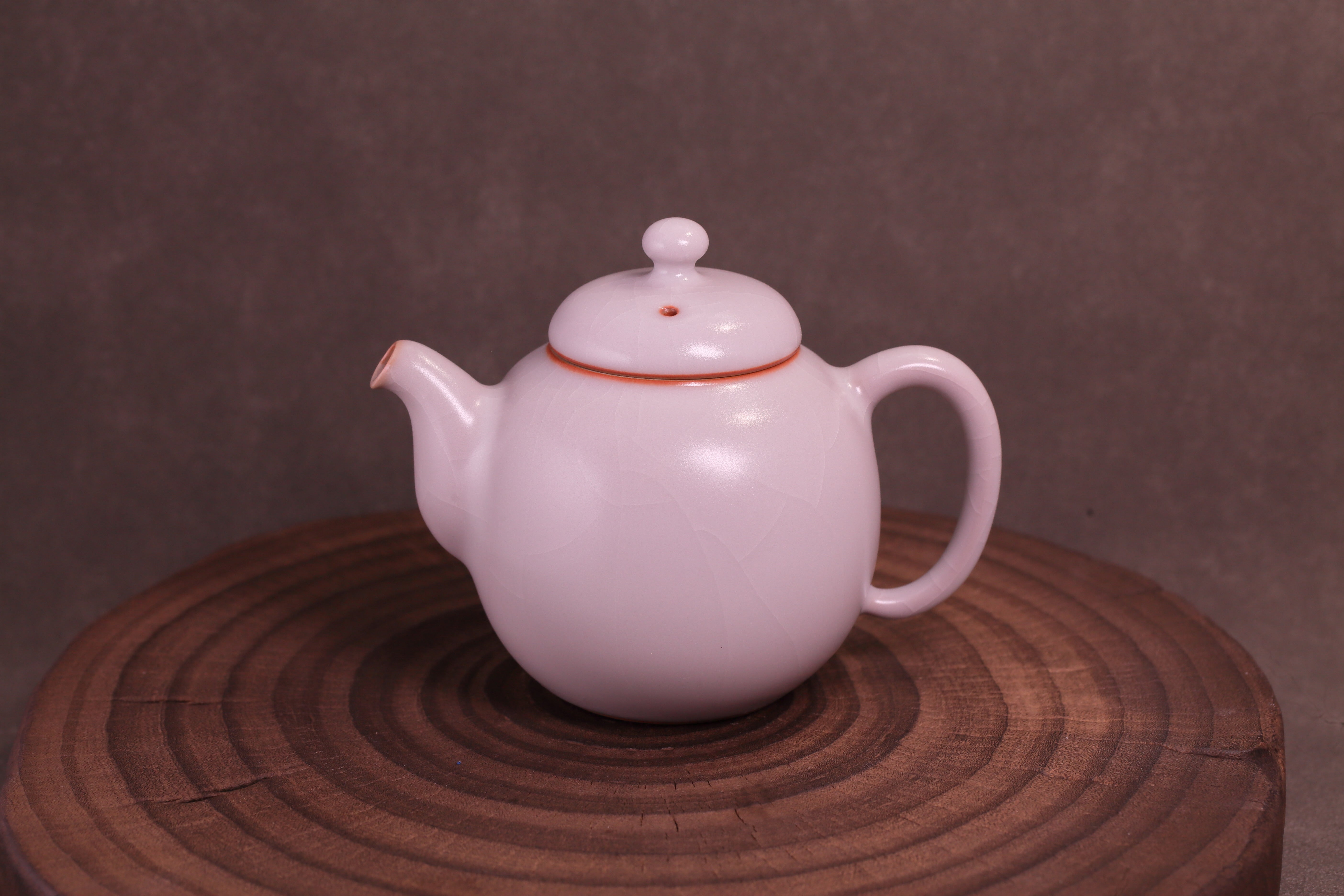茶道具　龍喜窯　白玉文珠写　茶入　西陣織正法寺純子　仕覆付　共箱　V　R6165 茶道具 龍喜窯 白玉文珠写 茶入 西陣織正法寺純子 仕覆付 共箱 V R6165